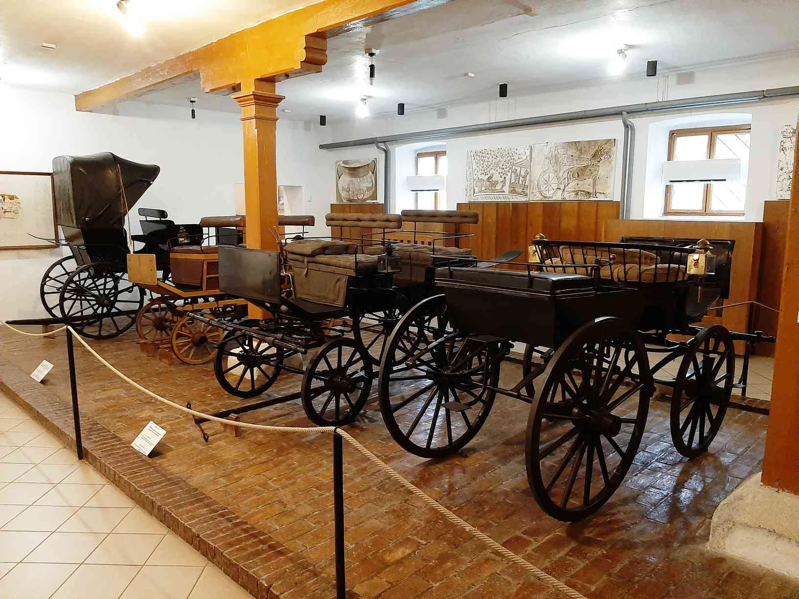 Cifra Istálló és Kocsimúzeum (Parád)